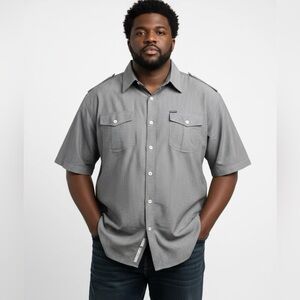 ROCAWEAR- Button Up Collared Short Sleeve Shirt Mens Size 4XLT Black and Gray